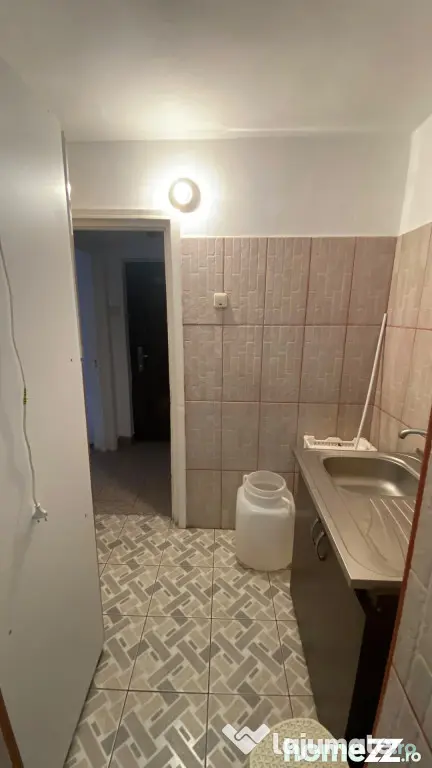 Etaj 1 - 4 camere Apollo - suprafata 52mp plus 2mp balcon. - Braila (Braila)