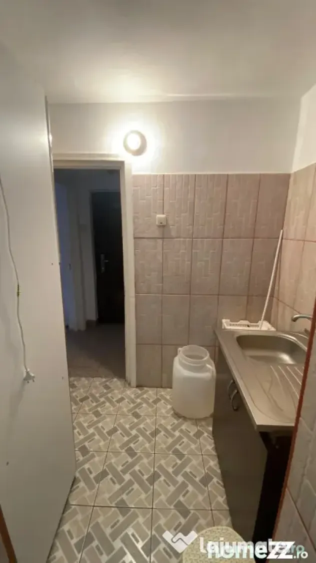 Etaj 1 - 4 camere Apollo - suprafata 52mp plus 2mp balcon. - Braila (Braila)