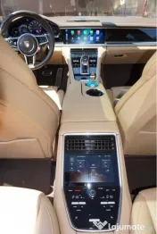 Porsche Panamera 4S / 4x4 / 440 cp 