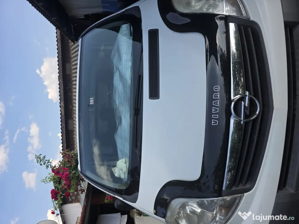 Opel Vivaro înmatriculat