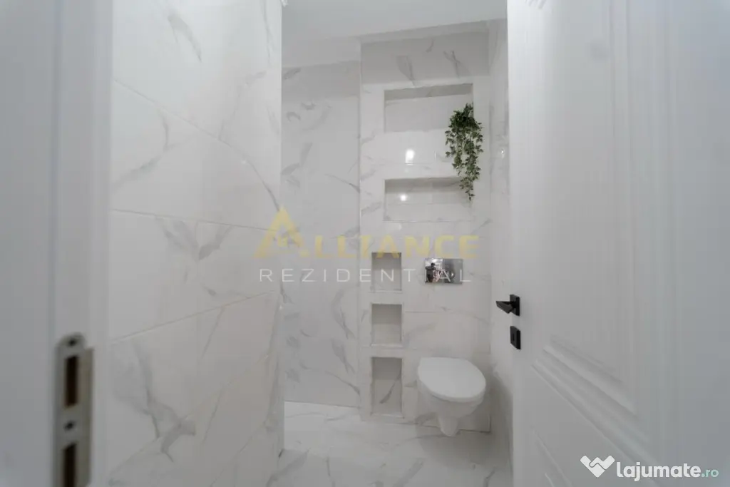Metrou Berceni Apartament 2 camere curte 200 mp