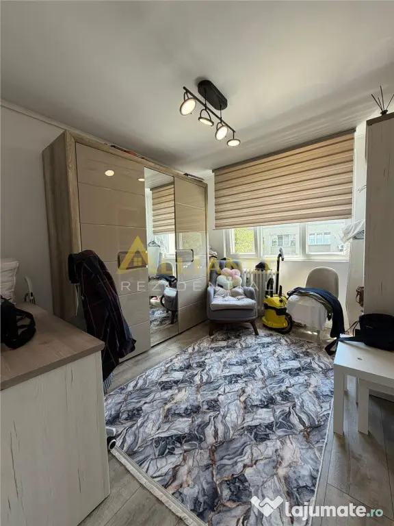 Sector 3 Apartament 4 camere 2 bai 81,5 mp
