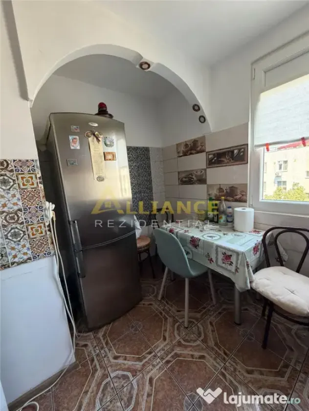 Sector 3 Apartament 4 camere 2 bai 81,5 mp