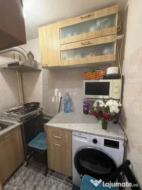 Ap. 2 camere decomandat etaj.3 - Str. Alunisului/ Brancov...