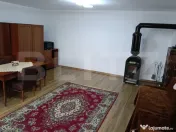 OPORTUNITATE : Proprietate formată din 2 case și teren gen 