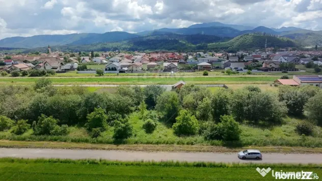 Teren intravilan Cristian 948 mp | CU emis | P+2E | Comision 0% - Cristian (Brasov)