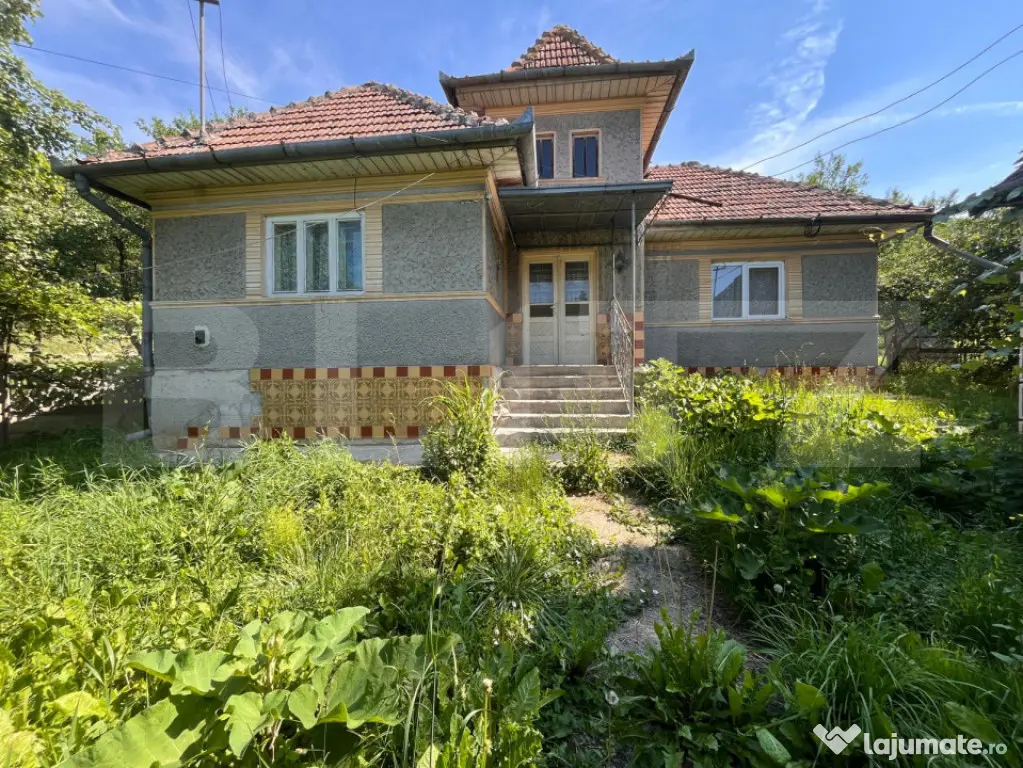 Casa individuala Mociu, 1700mp teren