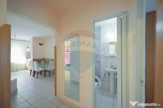 De vânzare apartament cu 3 camere zona Dacia