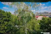 De vânzare apartament cu 3 camere zona Dacia 