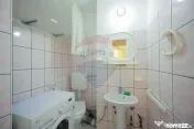 De vânzare apartament cu 3 camere zona Dacia 