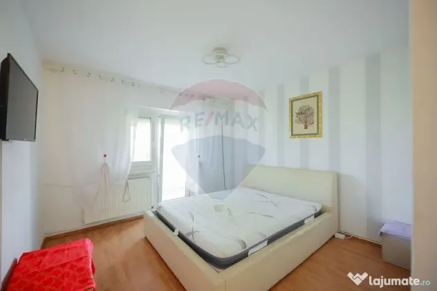 De vânzare apartament cu 3 camere zona Dacia
