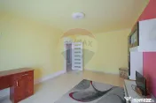 De vânzare apartament cu 3 camere zona Dacia 