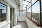 De vânzare apartament cu 3 camere zona Dacia 