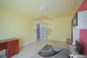 De vânzare apartament cu 3 camere zona Dacia 