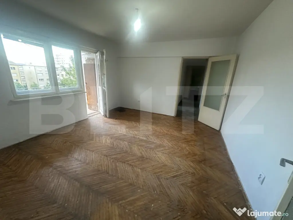 Apartament 4 camere, 79 mp utili, Micro 16