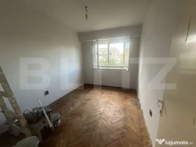 Apartament 4 camere, 79 mp utili, Micro 16