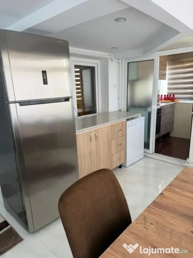 Apartament 3 camere zona Tomis Nord