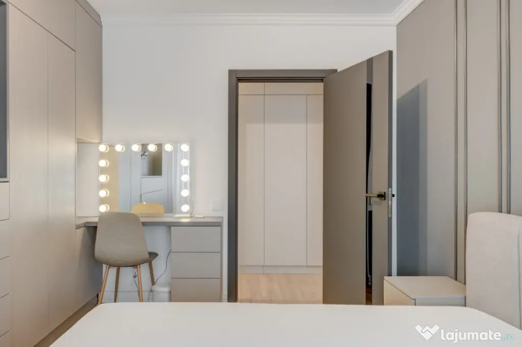 Apartament cu vedere spectaculoasă, 3 camere, 2 băi, bloc