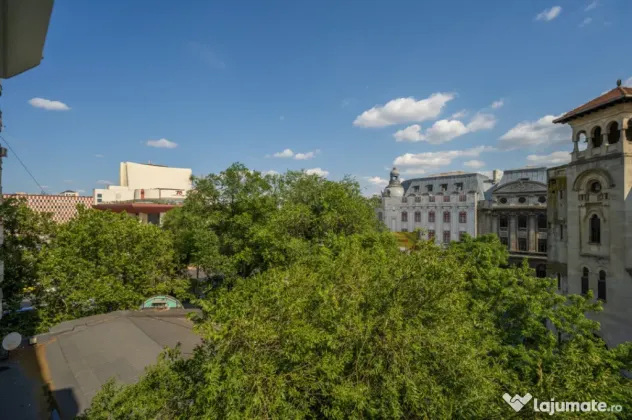 Apartament cu vedere spectaculoasă, 3 camere, 2 băi, bloc