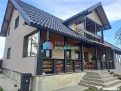 Casa cu teren si doua pastravarii in Fantana Mare