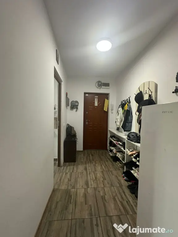 Apartament 4 camere confort 1, Hipodrom, etaj 2.