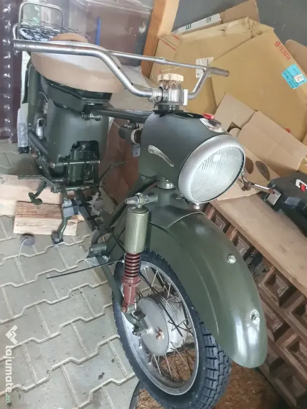 Motocicleta MZ ES 250