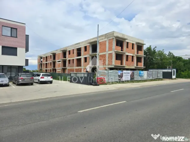 Spatiu Comercial stradal Tunari langa Cosmpolis Avora Boutiq