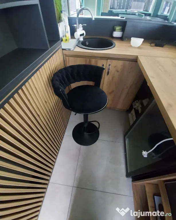 Pachet 3- mobilier divers pentru spatiu comercial-recreativ