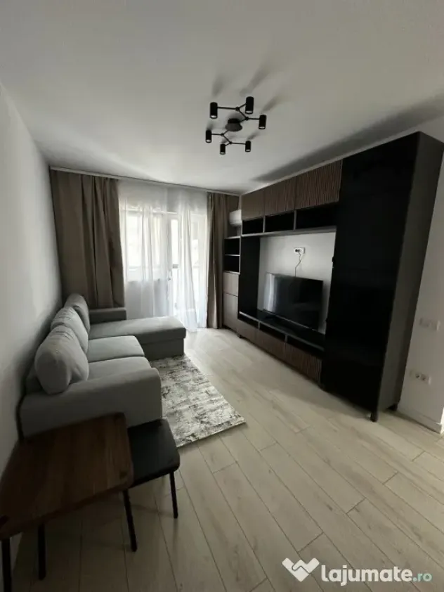 Berceni metrou biruintei 81 cu parcare