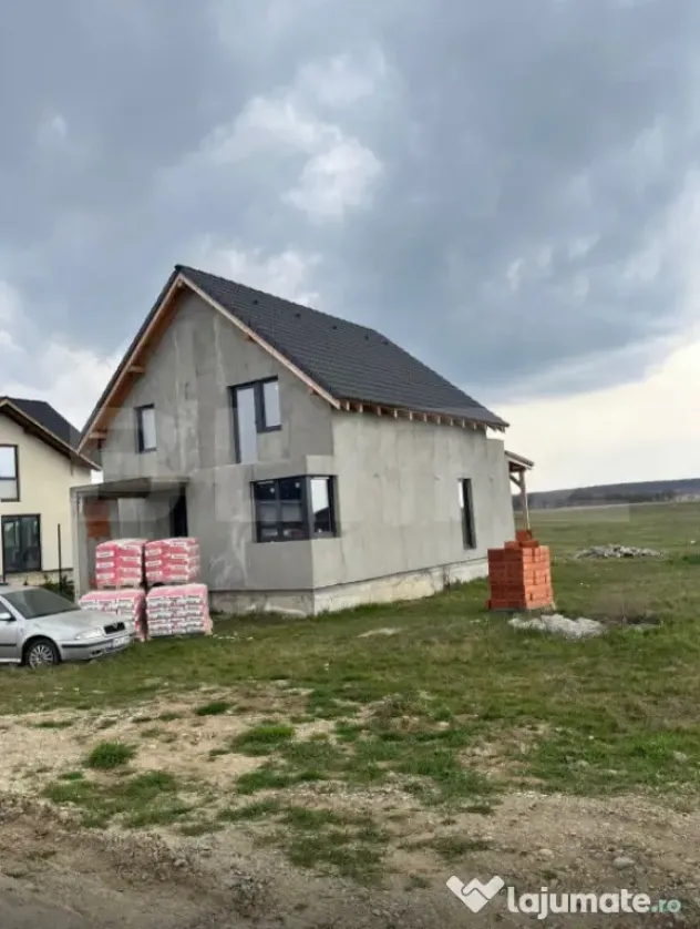 Casă de vânzare Chiei