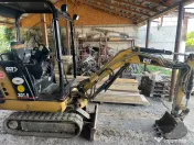 Miniexcavator CAT 