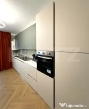 Apartament PREMIUM cu 3 camere, terasa si parcare ,zona Libe 