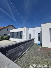DUPLEX DESPARTIT PRIN DRESSING - PARTER - LA CHEIE