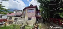 Casa batraneasca cu teren de vanzare in Busteni
