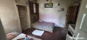 Casa batraneasca cu teren de vanzare in Busteni 