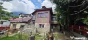 Casa batraneasca cu teren de vanzare in Busteni 