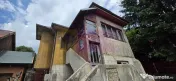 Casa batraneasca cu teren de vanzare in Busteni 