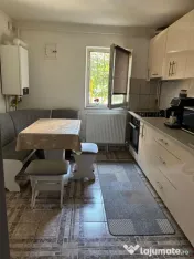 Apartament 2 camere zona Poarta 6 