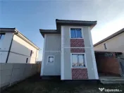 Duplex separat prin garaj - zona excelenta - toate utilitati 