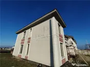 Duplex separat prin garaj - zona excelenta - toate utilitati 