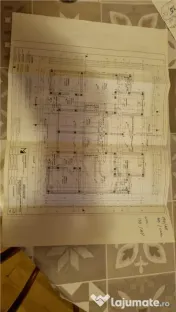 Duplex separat prin garaj - zona excelenta - toate utilitati 