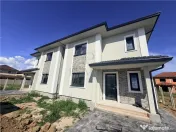 Duplex despartit prin camera tehnica - zona excelenta - toat 