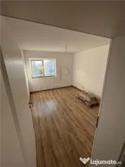Duplex modern - bucatarie separata - zona in plina dezvoltar 