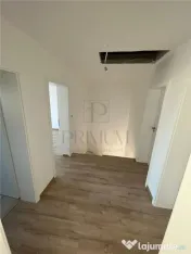 Duplex modern - bucatarie separata - zona in plina dezvoltar 