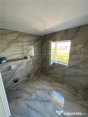 Duplex modern - bucatarie separata - zona in plina dezvoltar 