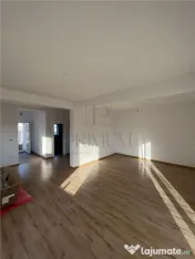 Duplex modern - bucatarie separata - zona in plina dezvoltar 