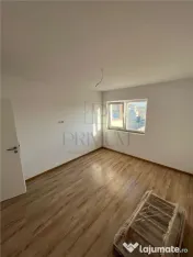 Duplex modern - bucatarie separata - zona in plina dezvoltar 