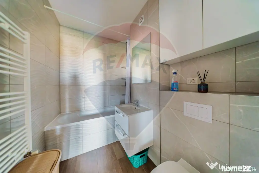 Apartament cu 3 camere + parcare de inchiriat la Adora Park - Arad (Arad)
