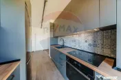 Apartament cu 3 camere + parcare de inchiriat la Adora Park