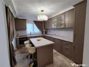 Duplex separat prin carport - Mobilat lux - Panouri si Asfal 